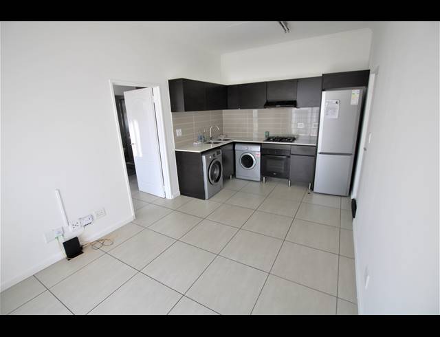 1 BEDROOM APARTMENT TO LET IN GREENSTONE HILL